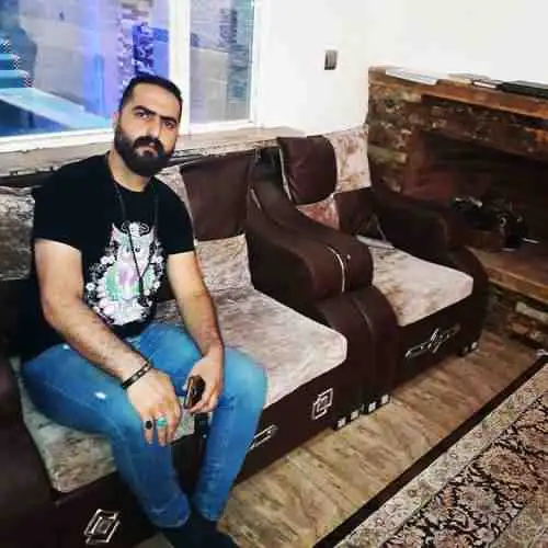 زندانی ۳